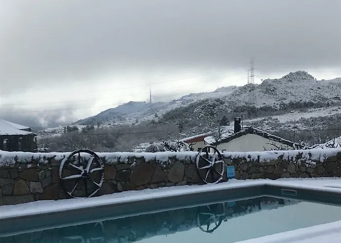 Gospodarstwo agroturystyczne Quinchoso Dos Bentos Vila Pouca de Aguiar